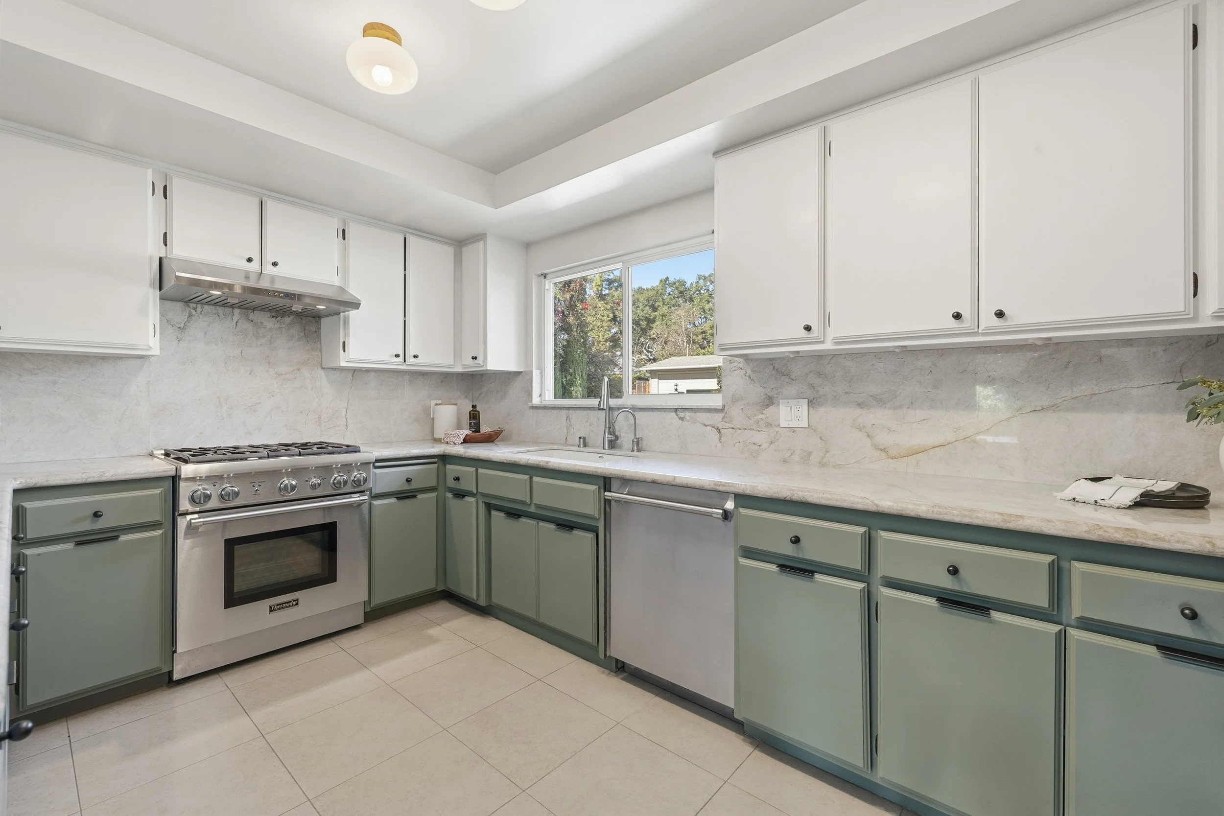 616 Groveview Ln - TheMatthewSmith-0009.jpg