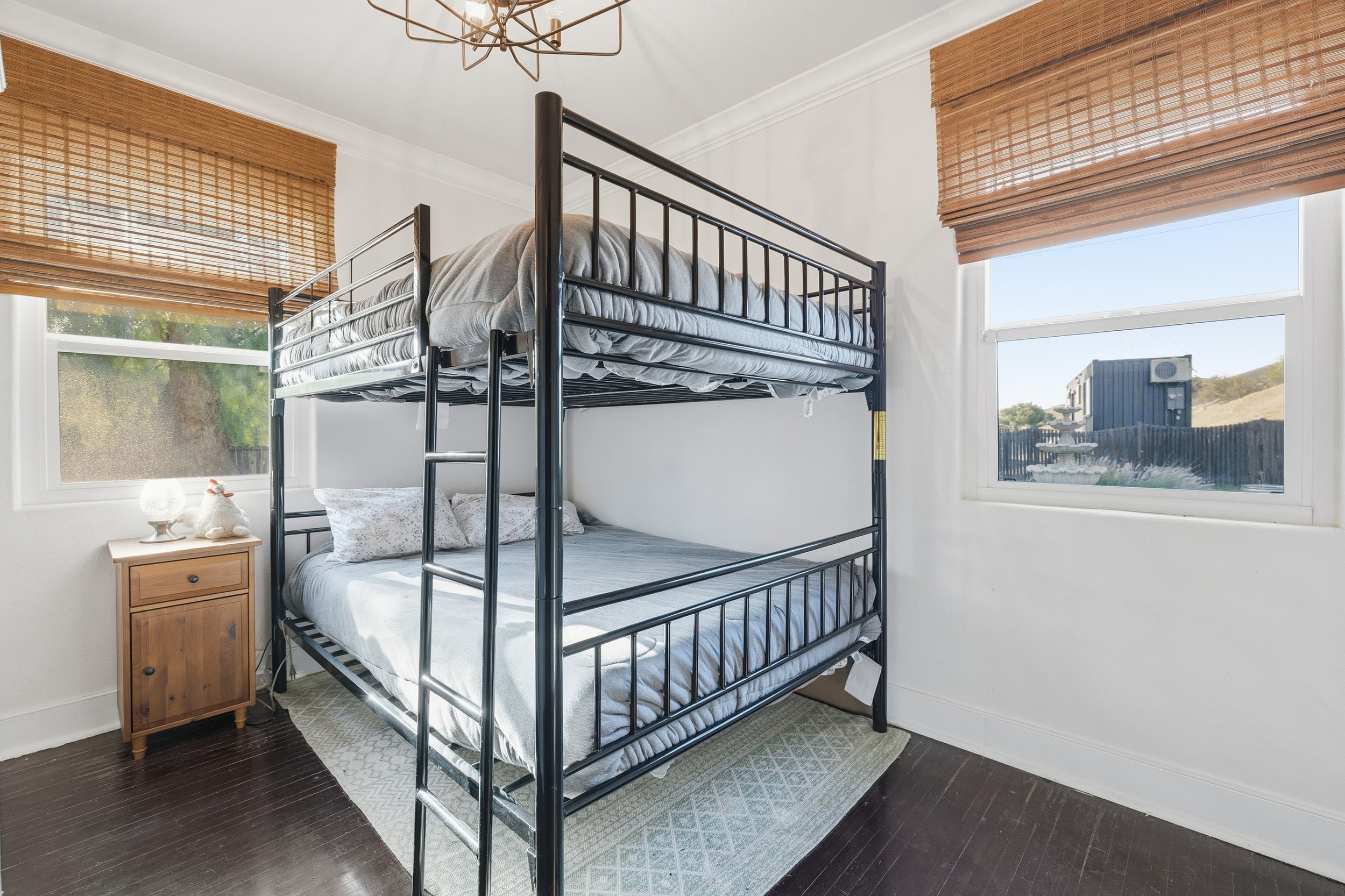 16070 Baker Canyon Rd - TheMatthewSmith-0041-16070_Baker_Canyon_Rd_Santa_Clarita_025.jpg