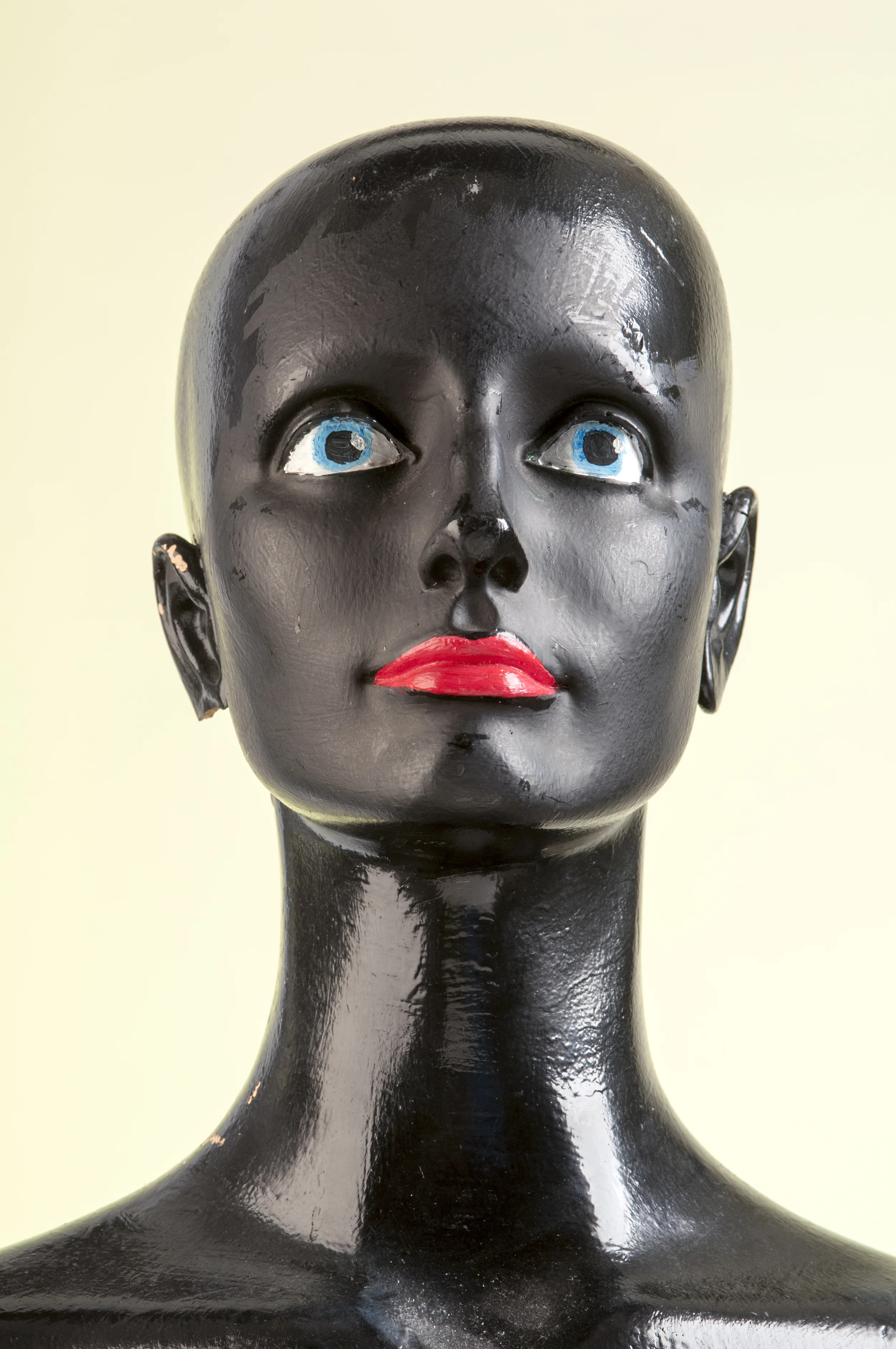 blackmannequin.jpg