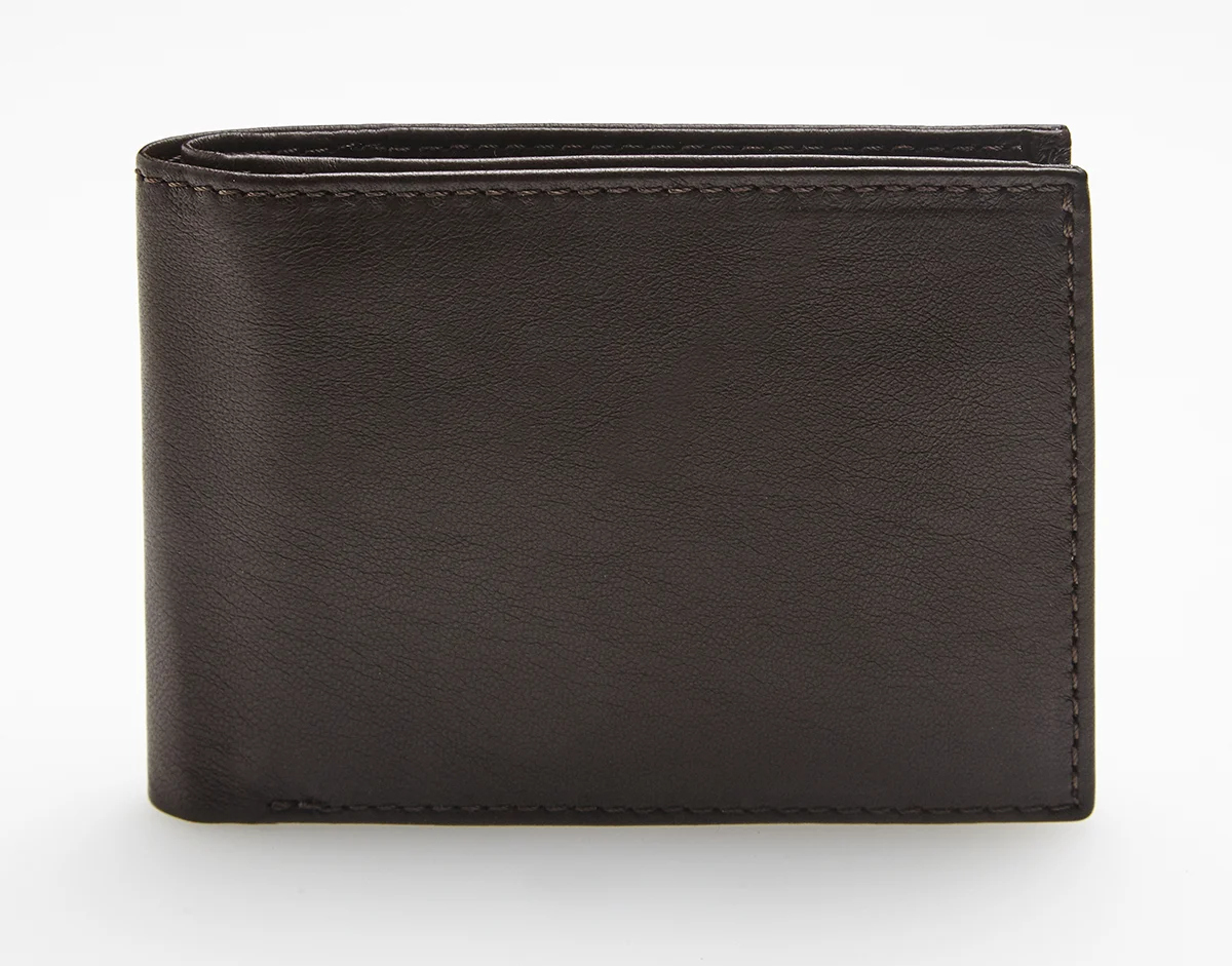 Two right-side and one left-side, hand-aligned pockets for 10 to 12 cards. Pockets finished with hand-turned edge for durability. Premium inner linings for easy access