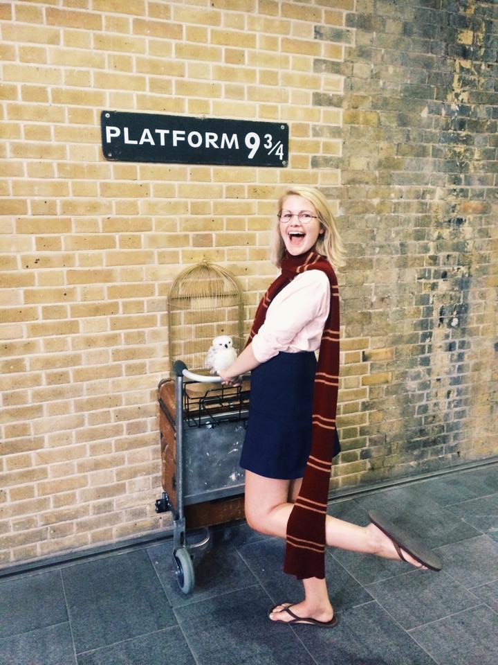 Platform 9 3:4 London.jpg