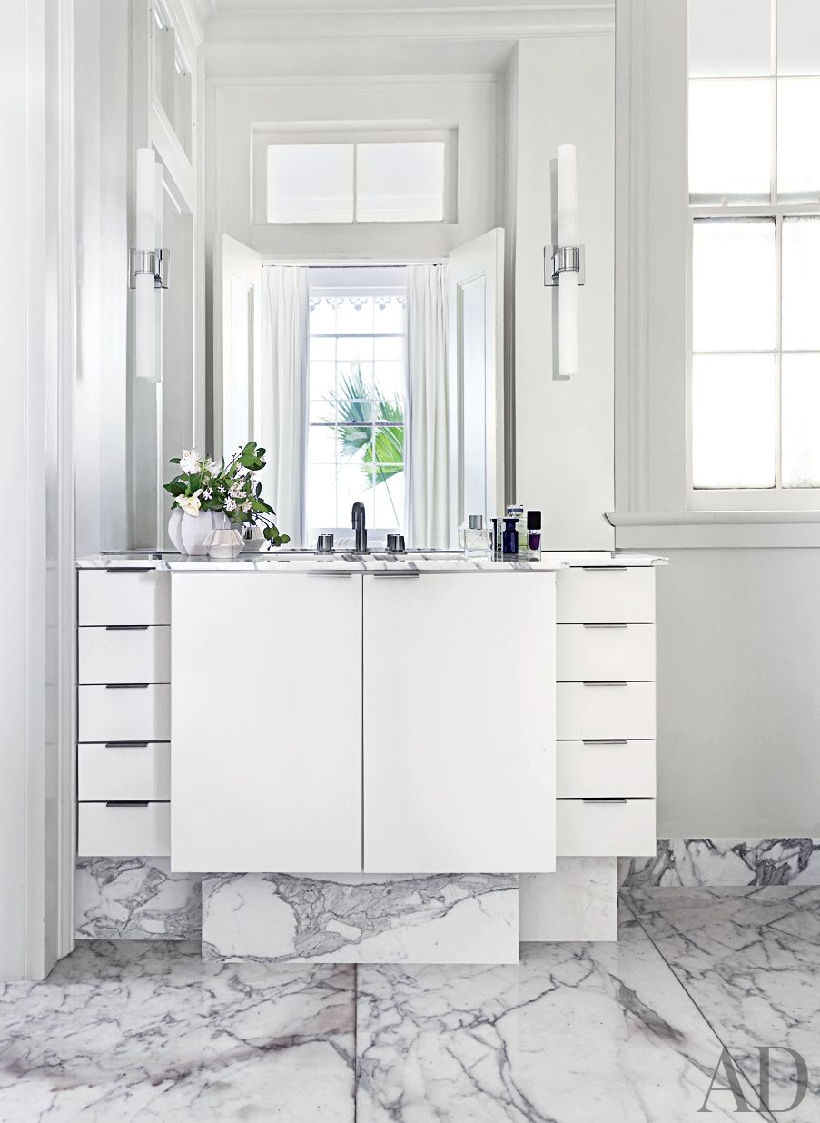New Orleans home by Lee Ledbetter #interiors #modernglamour