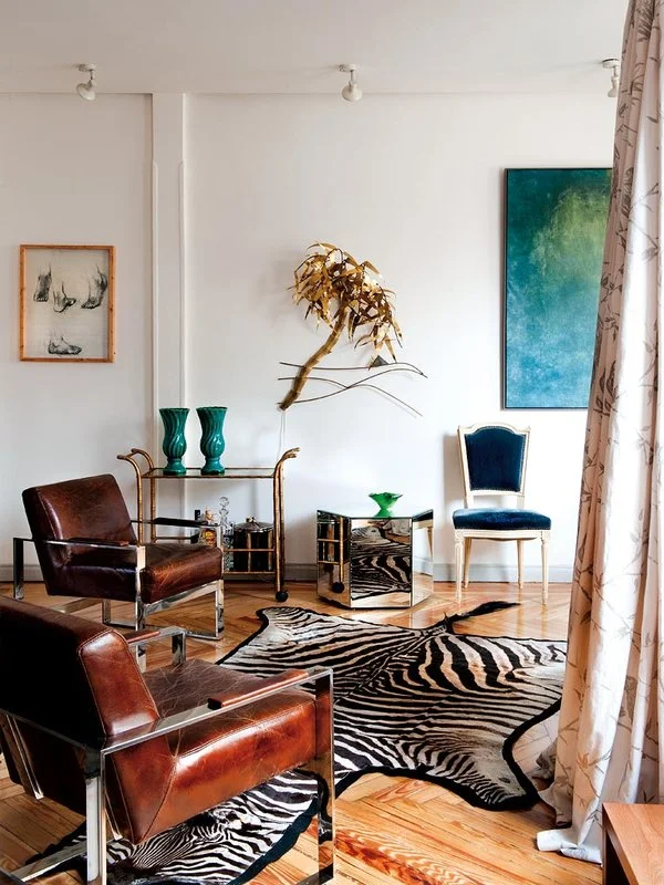Madrid Apartment by Andrés Rebuelta Carrere