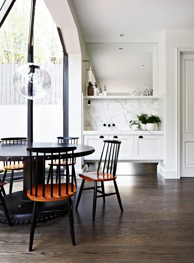 Toorak Residence by Hecker Guthrie