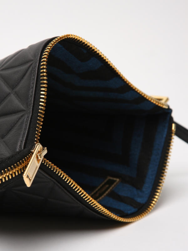 gareth-pugh-ipad-case-2.jpg