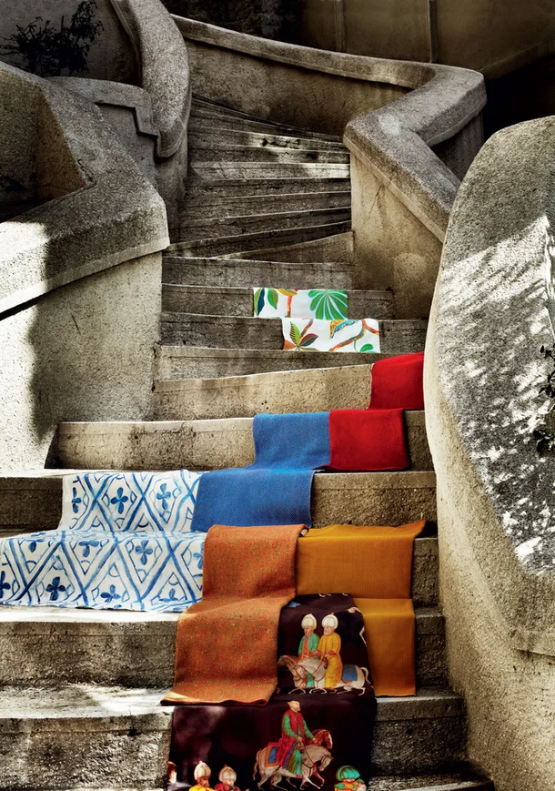 Oriental fabrics photographed on the streets of Istanbul, AD Russis