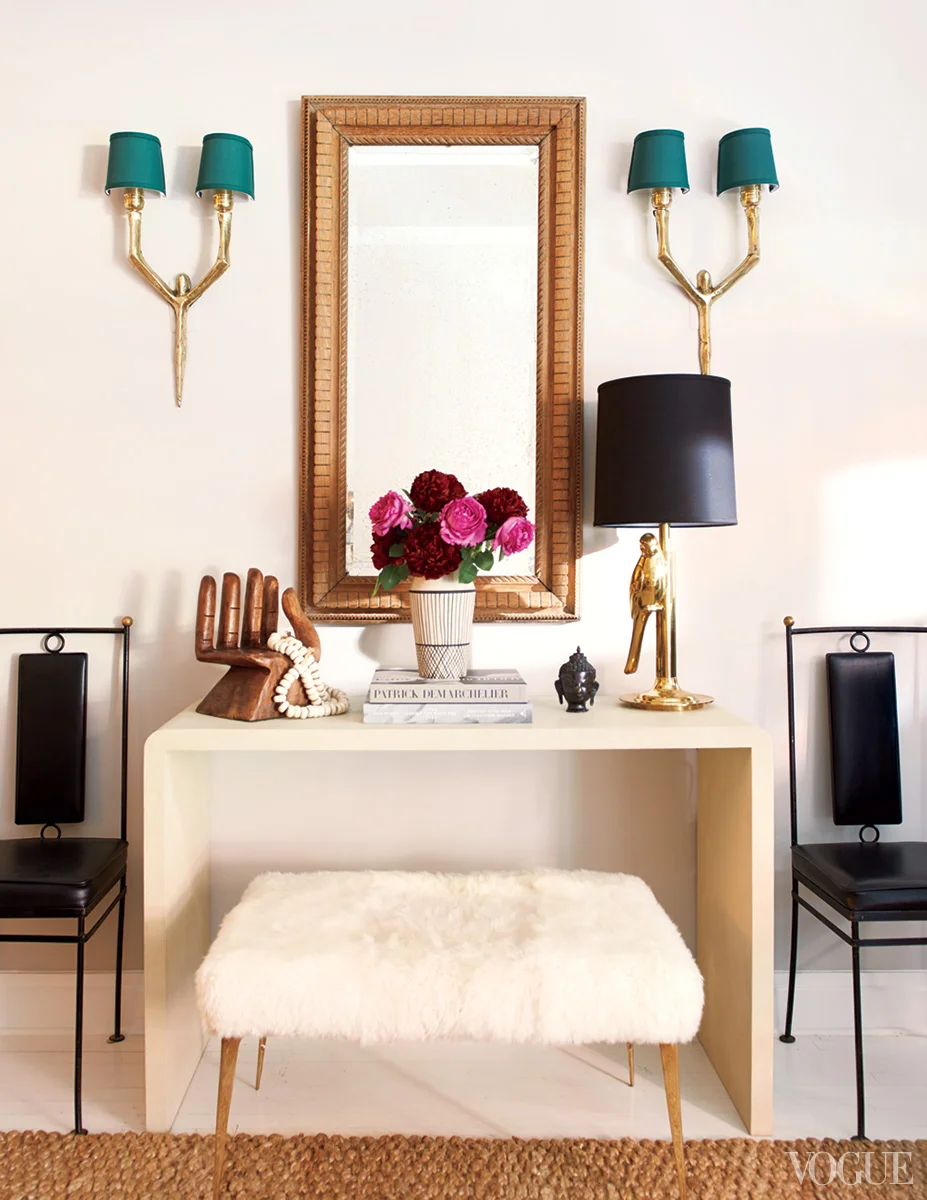 Supermodel Karlie Kloss at home in the West Village. Interior design by Nate Berkus