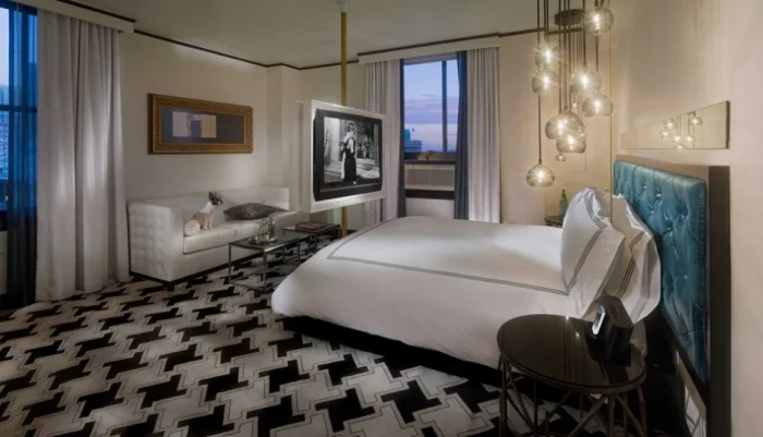 Hotel Frank by Schoos Design
