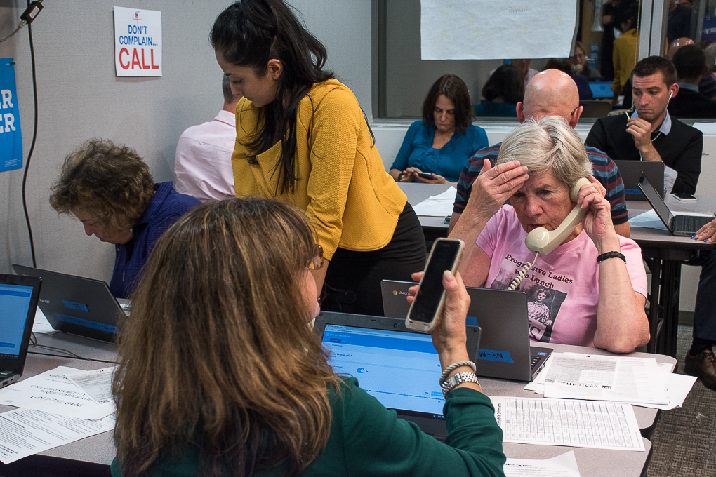 Haines_HillaryPhonebank_161103_6.jpg