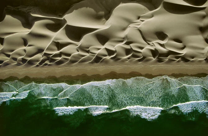 03-pacific-coast-peru-dunes-670.jpg
