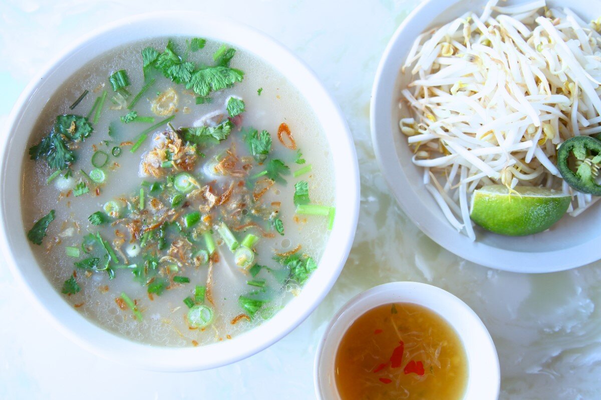 #Boned-Inn Duck Congee ( Chao Vit) 