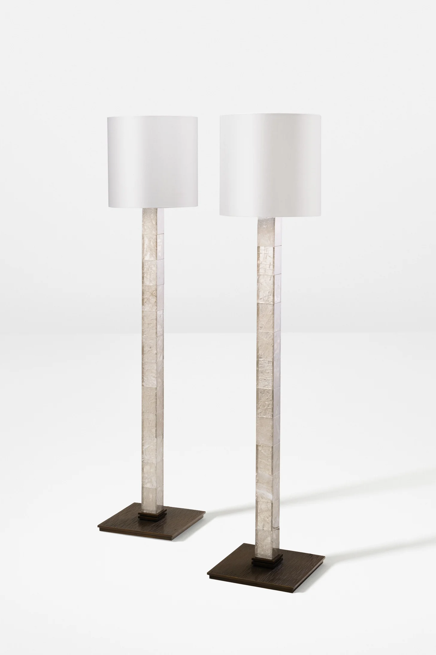 PETRA FLOOR LAMP