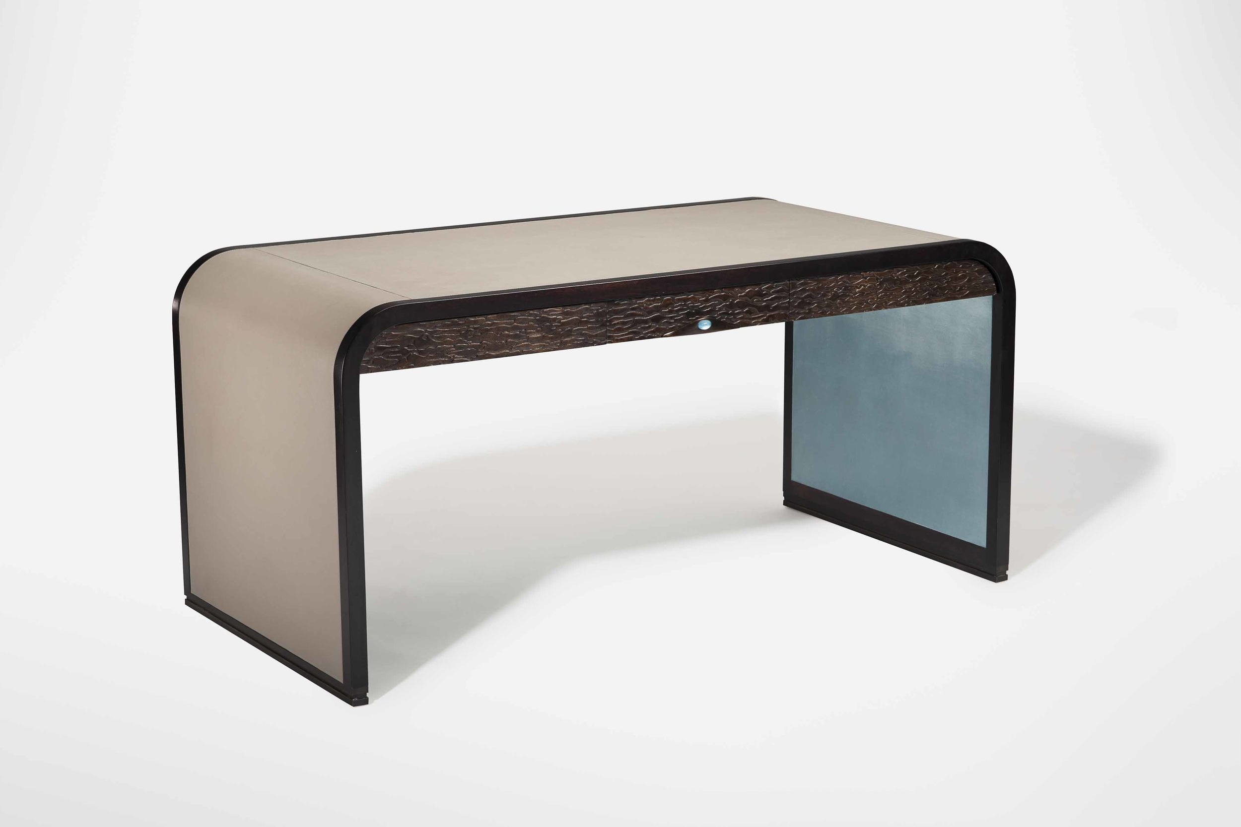 Harry Desk