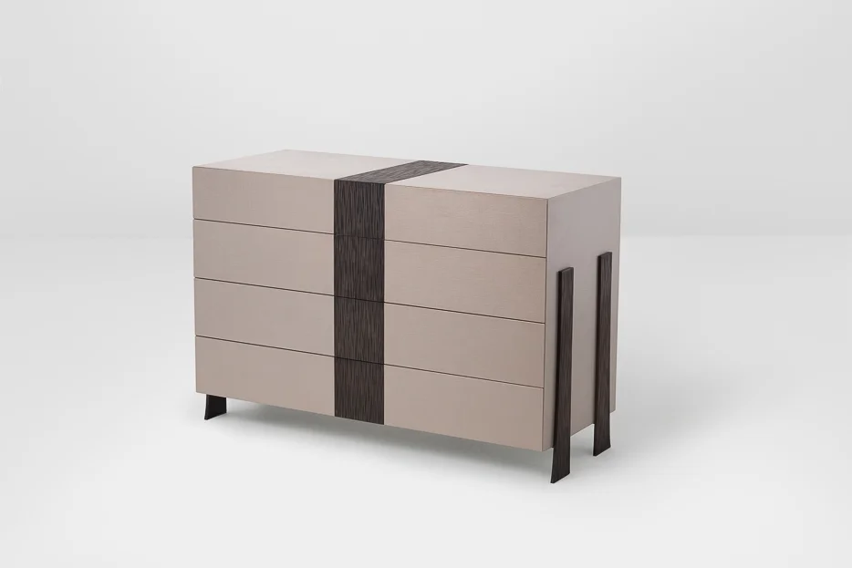 TOBIAS chest of drawers