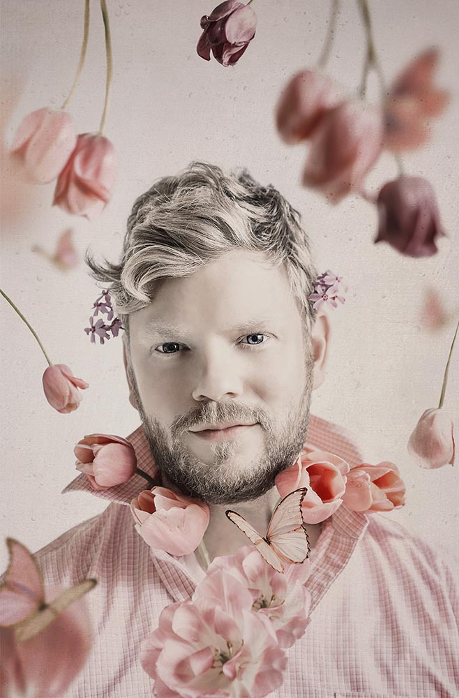 Renata Ramsini Portrait - Flowerful Mark FB.jpg