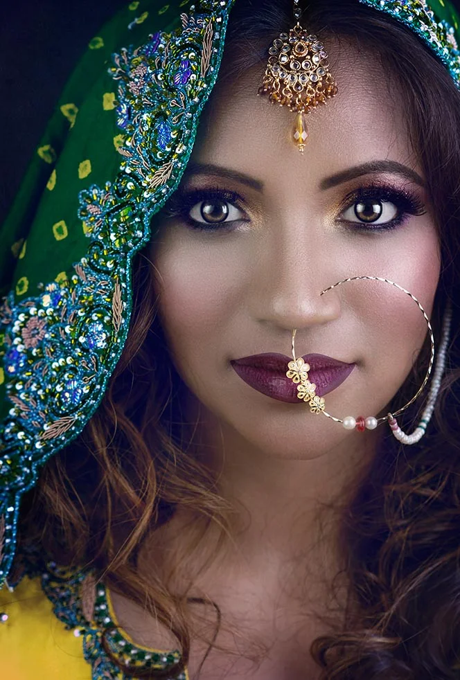 Her eyes were like mirrors...