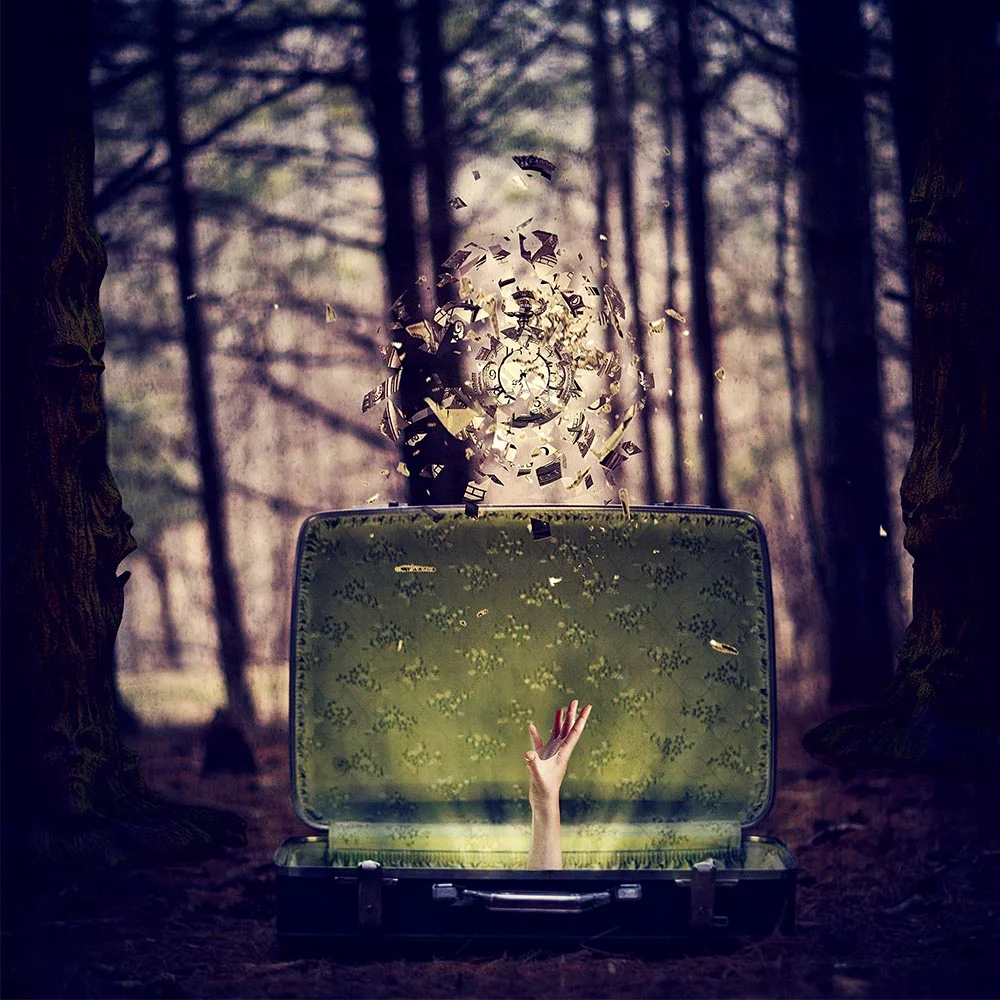 Renata Ramsini Conceptual - A minute too late FBIG.jpg