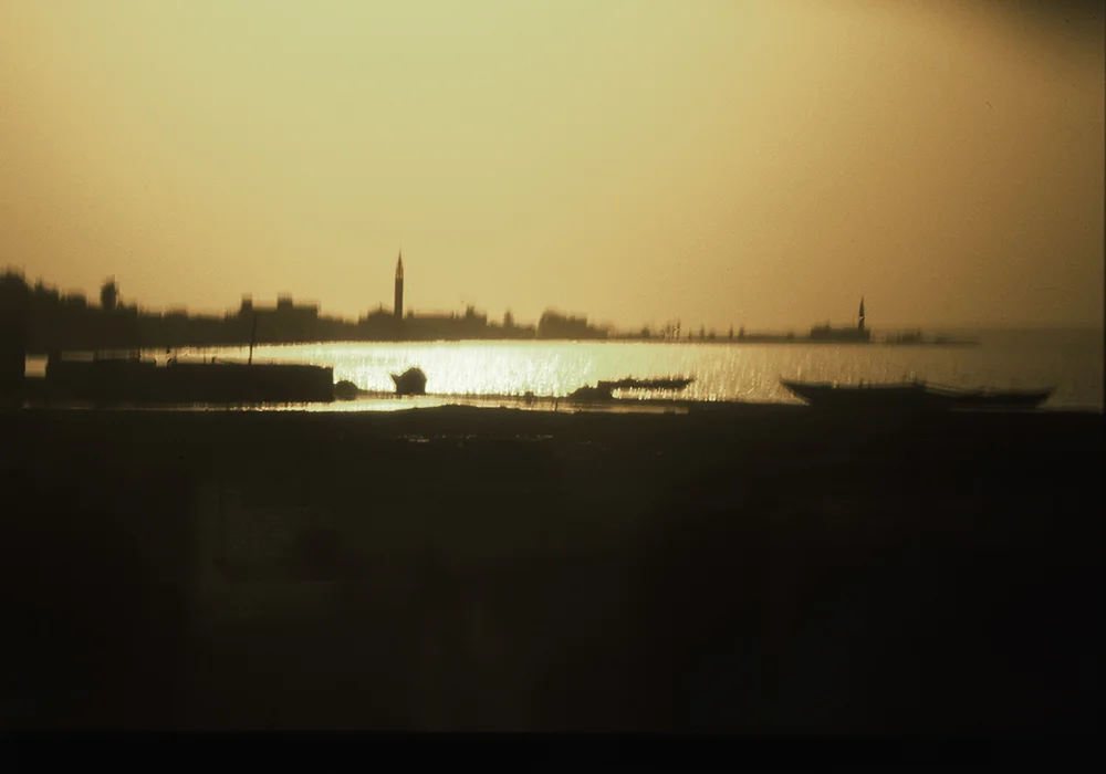 egy043_DxOFP.jpg