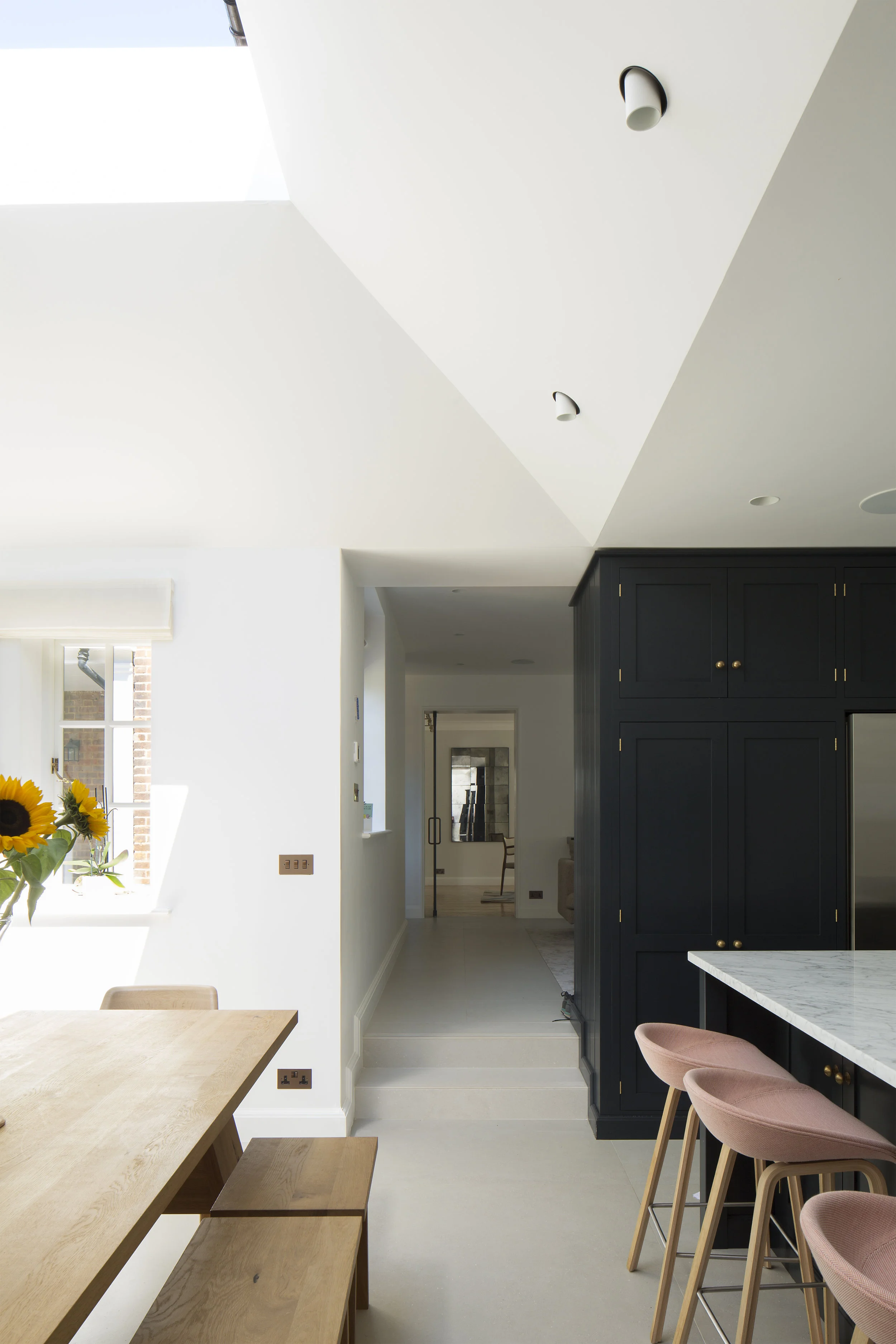 23. 61 Hampstead Way.jpg
