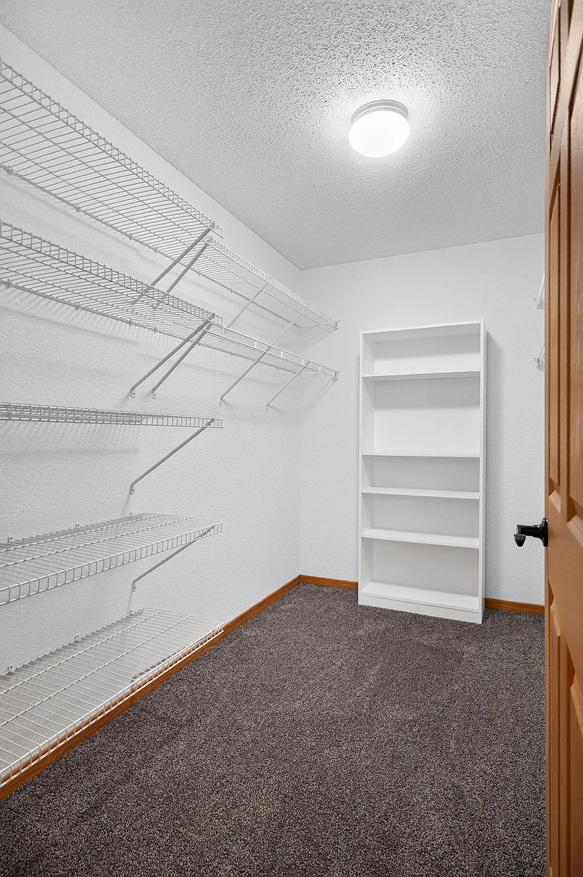 web_Bedroom main walkin closet.jpg