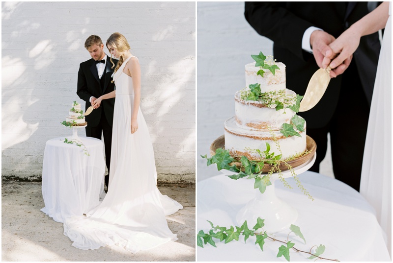 cake_cutting_oregon_wedding.jpg