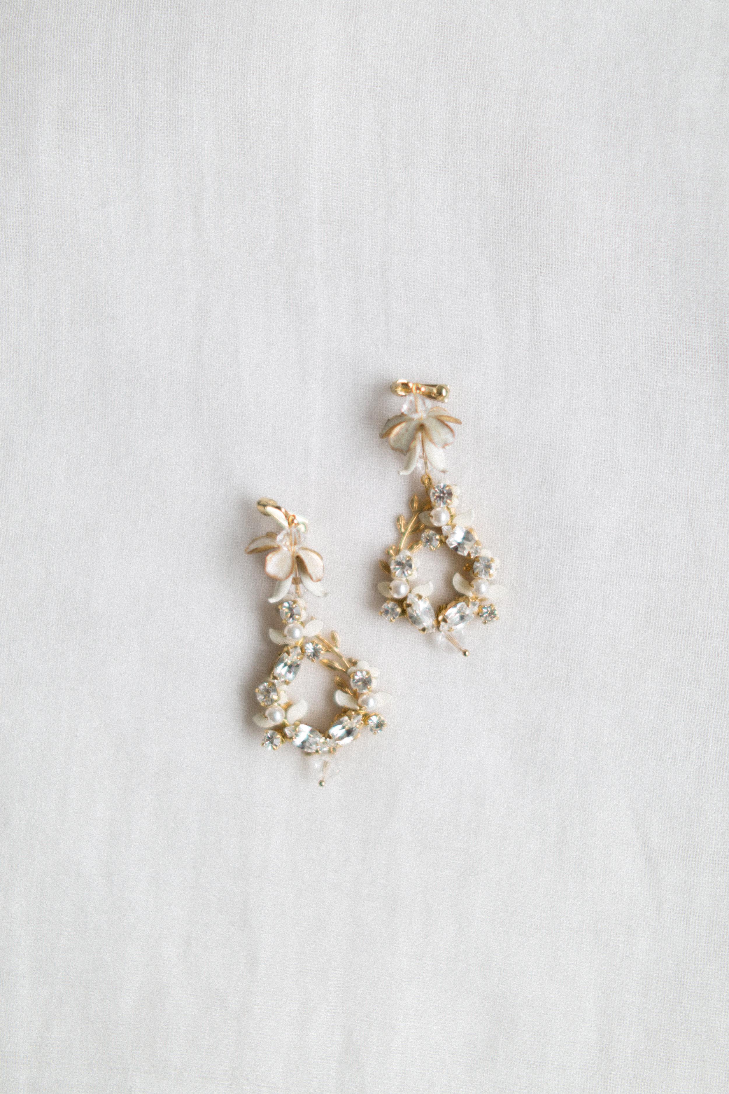 bridal_jewelry_brides_earrings_designer