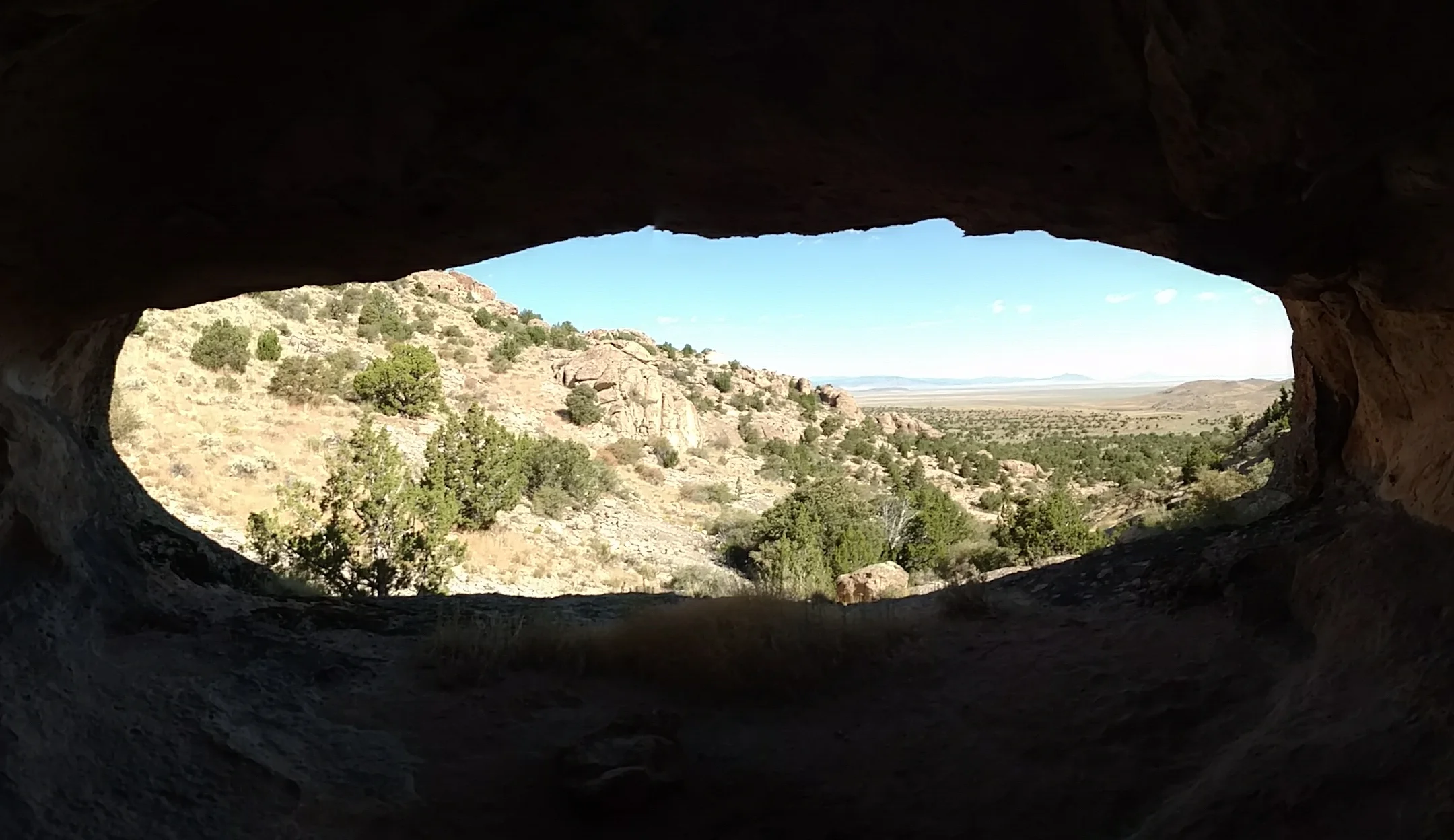 Panorama view of the window (making it appear deeper)