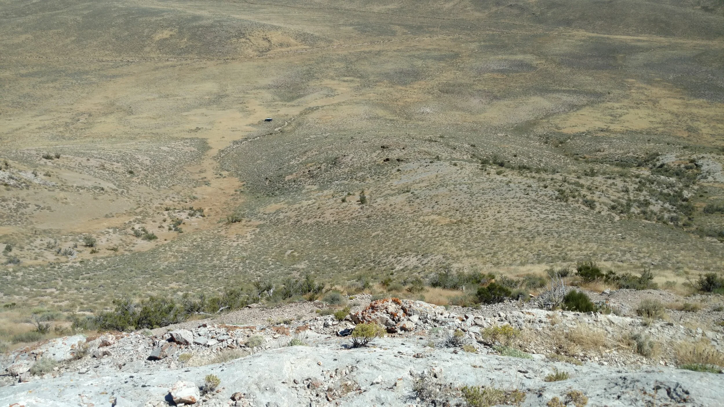 Fj waiting at the base of peak 6010