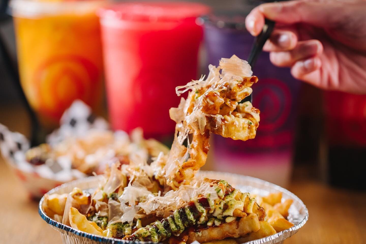 Fries 🍟 on Friday is a must!! Stop by Boba Latte for the perfect crispy fries, topped off with Mayo and takoyaki sauce. 

Pair the snack with a drink from our wide selection!
.
.
.
.
#yayforfriday #friesday #friyay #friday #fridayfun #bobalatte