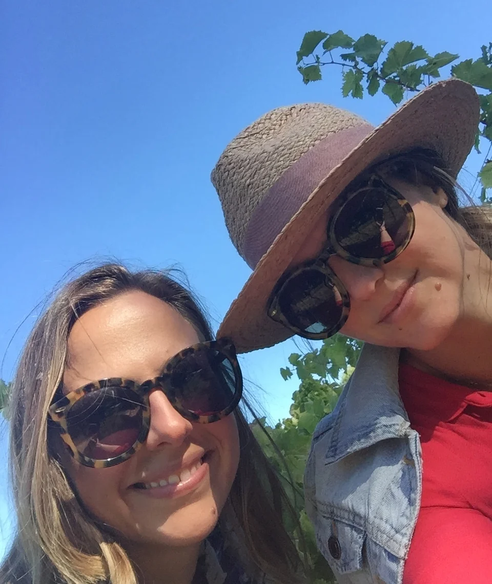  yes we matched our sunnies. 