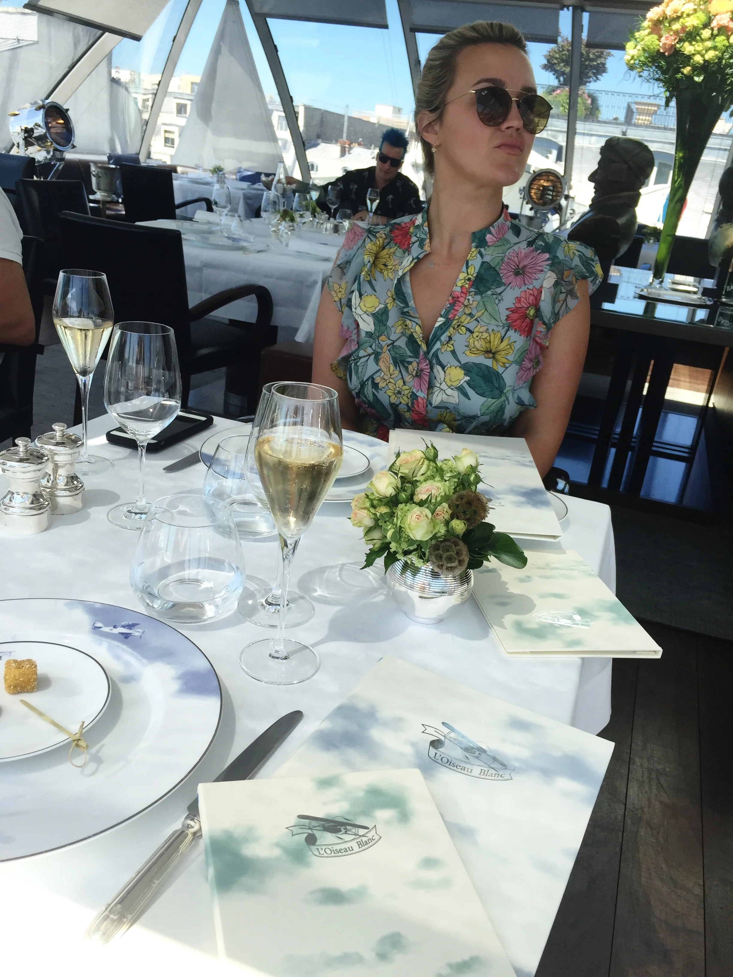 eat | L'oiseau blanc 