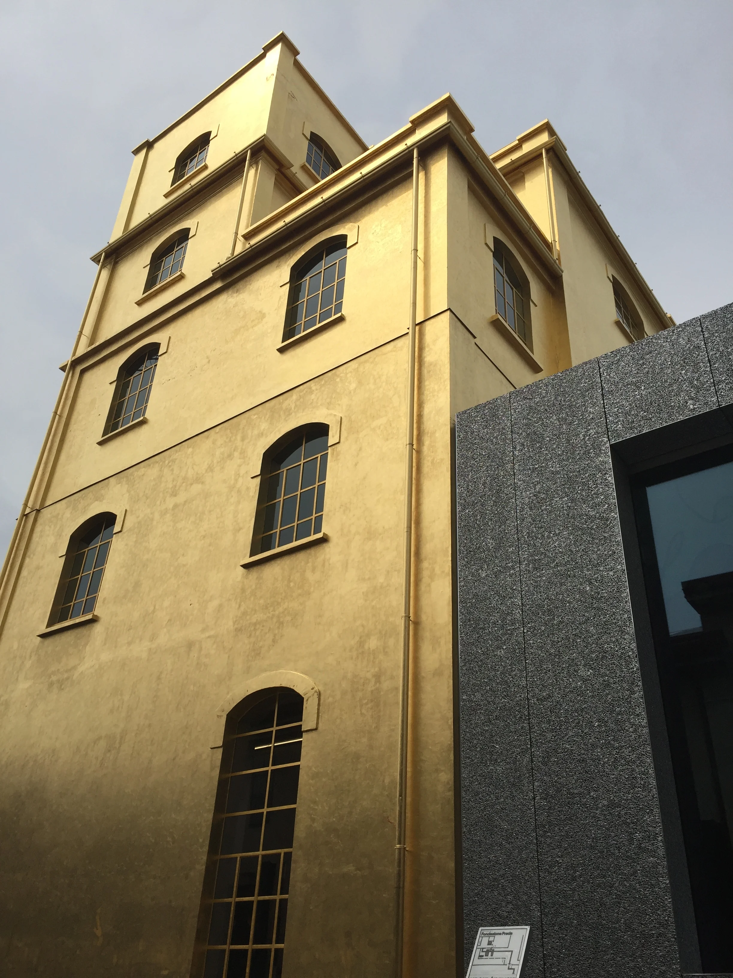 do | foundazion prada