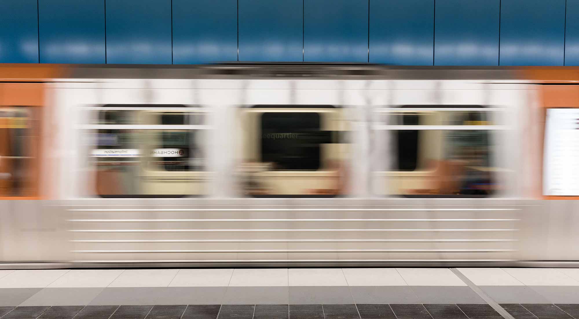 JHNSTL_HamburgHochbahn_web.jpg