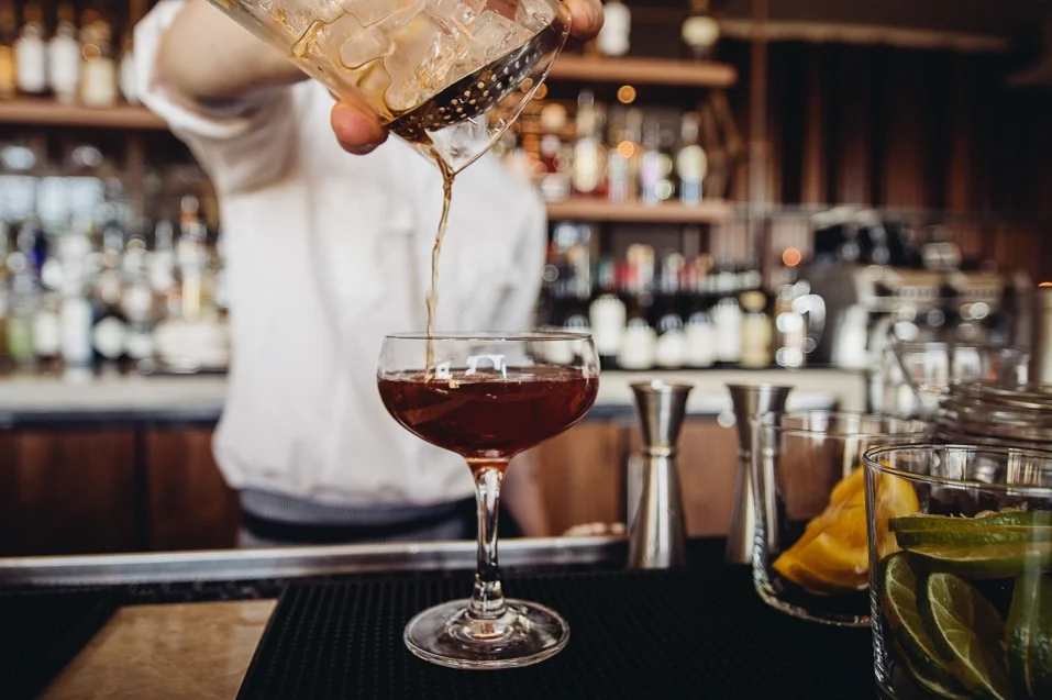 HOLIDAY COCKTAIL WORKSHOP 