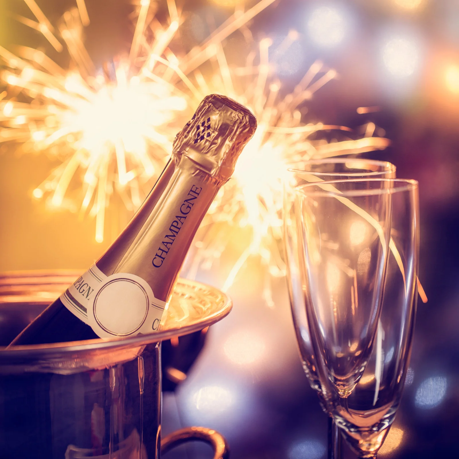 Moët &amp; Chandon New Year's Eve Bash at Goldfinch Tavern