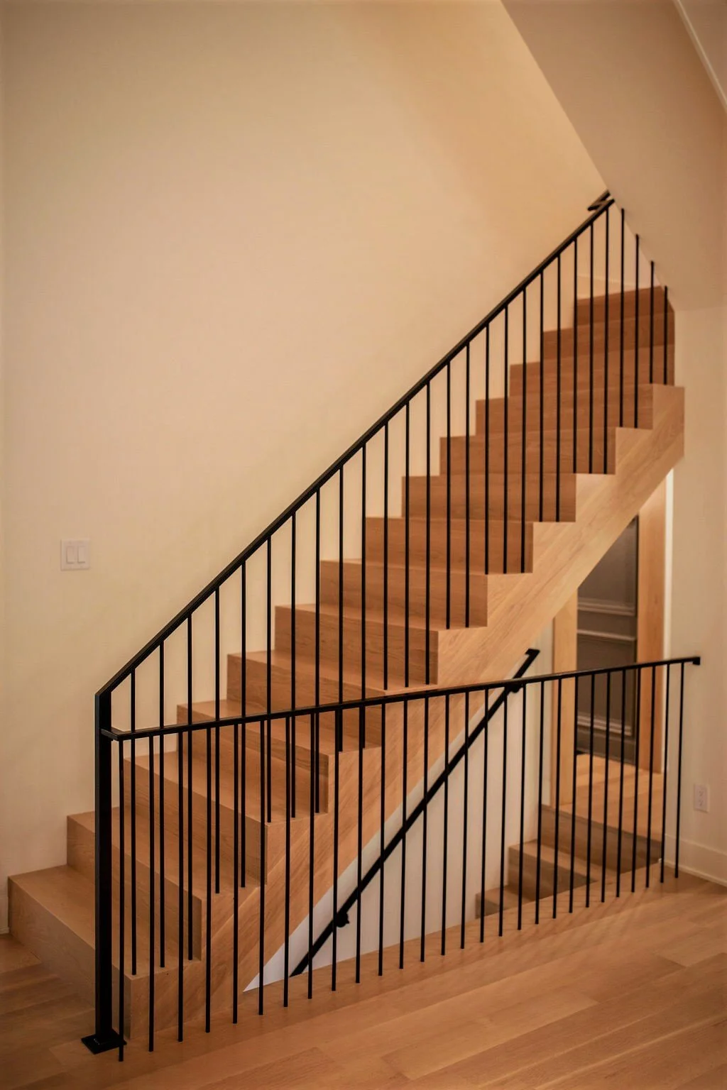 3812W57thTer040.jpg