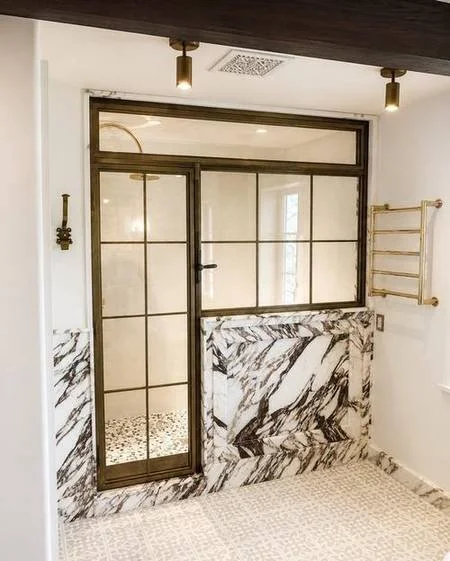 09_shower.jpg