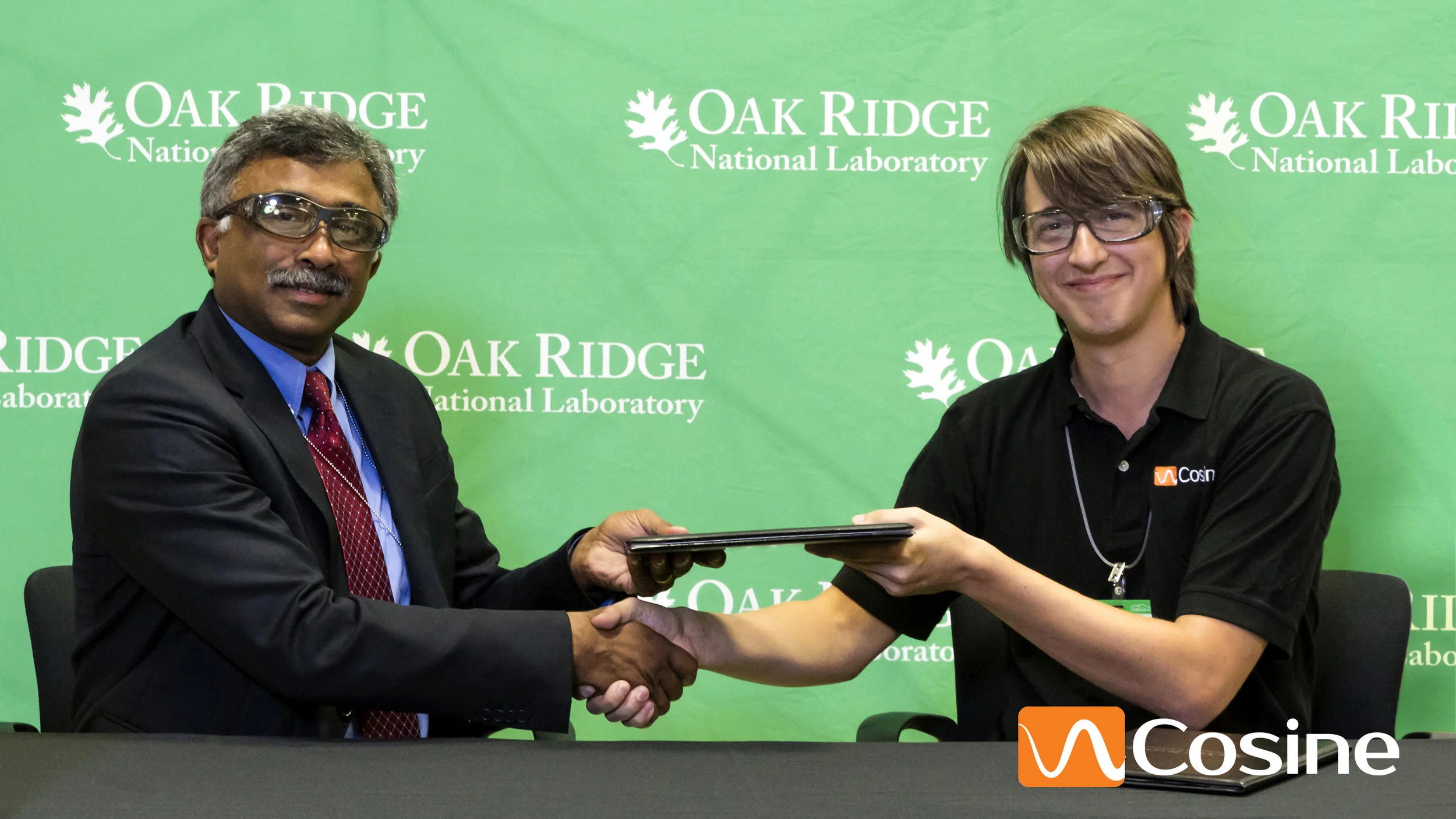 Oarkridge signing August 2016