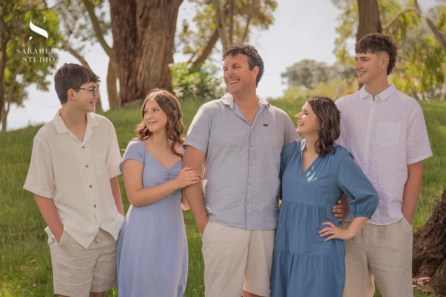 SNEAK PEEK

I love our small-town New Zealand connections. I love that we get to meet and photograph amazing families like the Antonios in the very same location where they had their first family photo taken over eleven years ago. I love that we've h