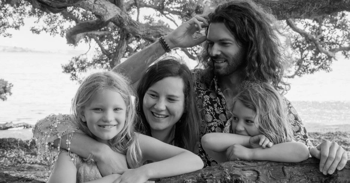 SNEAK PEEK

The wonderful Burrows family were our very last shoot for 2026, and it was such a gorgeous way to finish the year.

Thank you Sarah for trusting me with your very first family portraits. That trust, letting me lead the day and simply bein