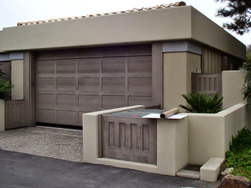 Garage1.jpg