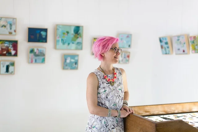 EmilyBesser-ExhibitionPics_profile.jpg
