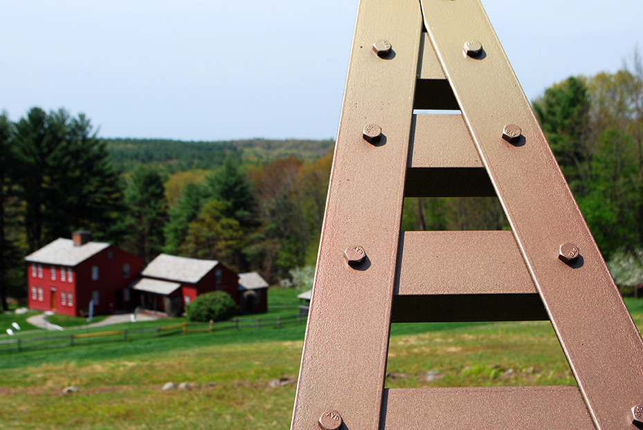  Spending some time at the site, you may just see a freight pass behind the farmhouse. 