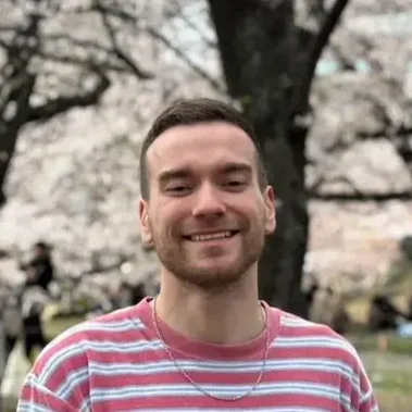 ケンジントン英会話講師:ニッキー