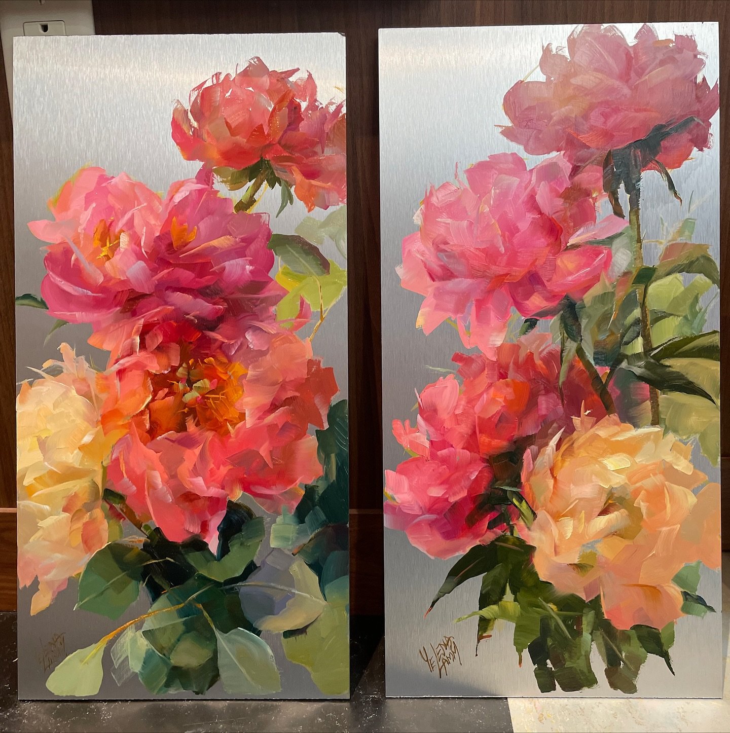 Enjoyed painting peonies at @nemacolin Artist in Residence studio today &mdash; thank you @sashaphillipsart for such a fantastic BD present 🌺 #coralsunsetpeony #oilpainting #artistinresidence #allaprimaoilpainting #contemporaryartist #floralartist #