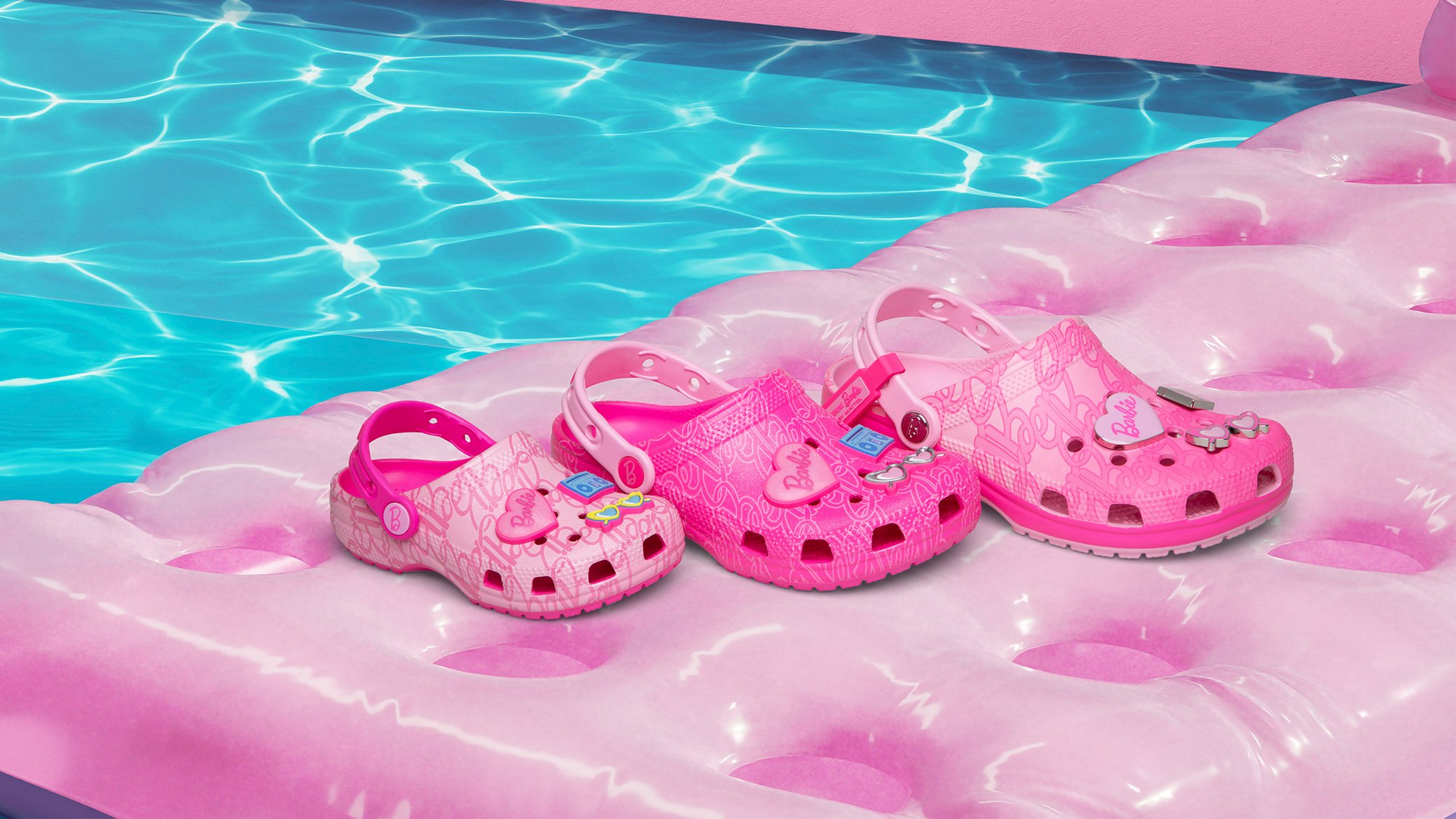 Crocs_Barbie_02.jpg
