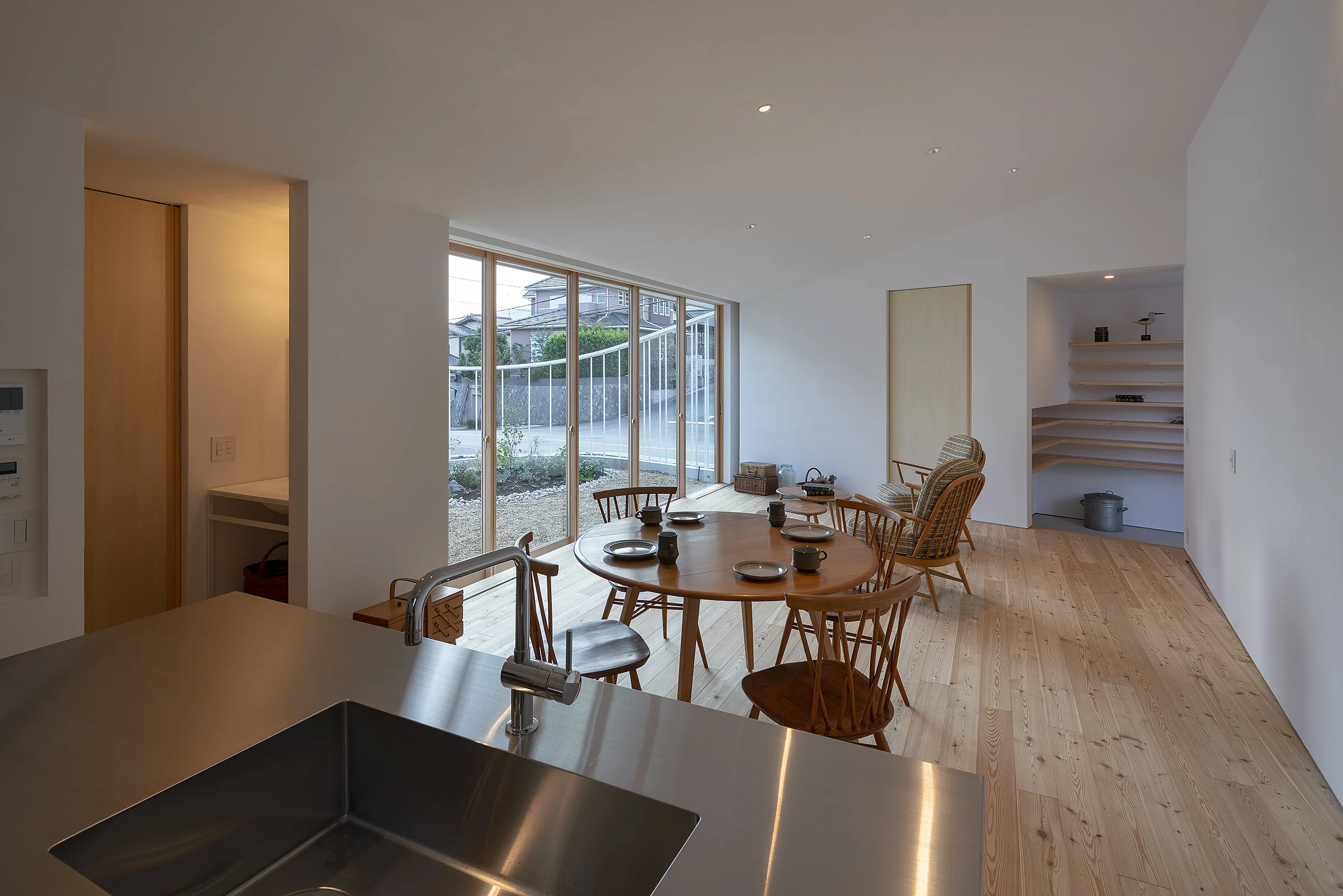 arbol-livingdining-simple-bigopening-wood.jpg