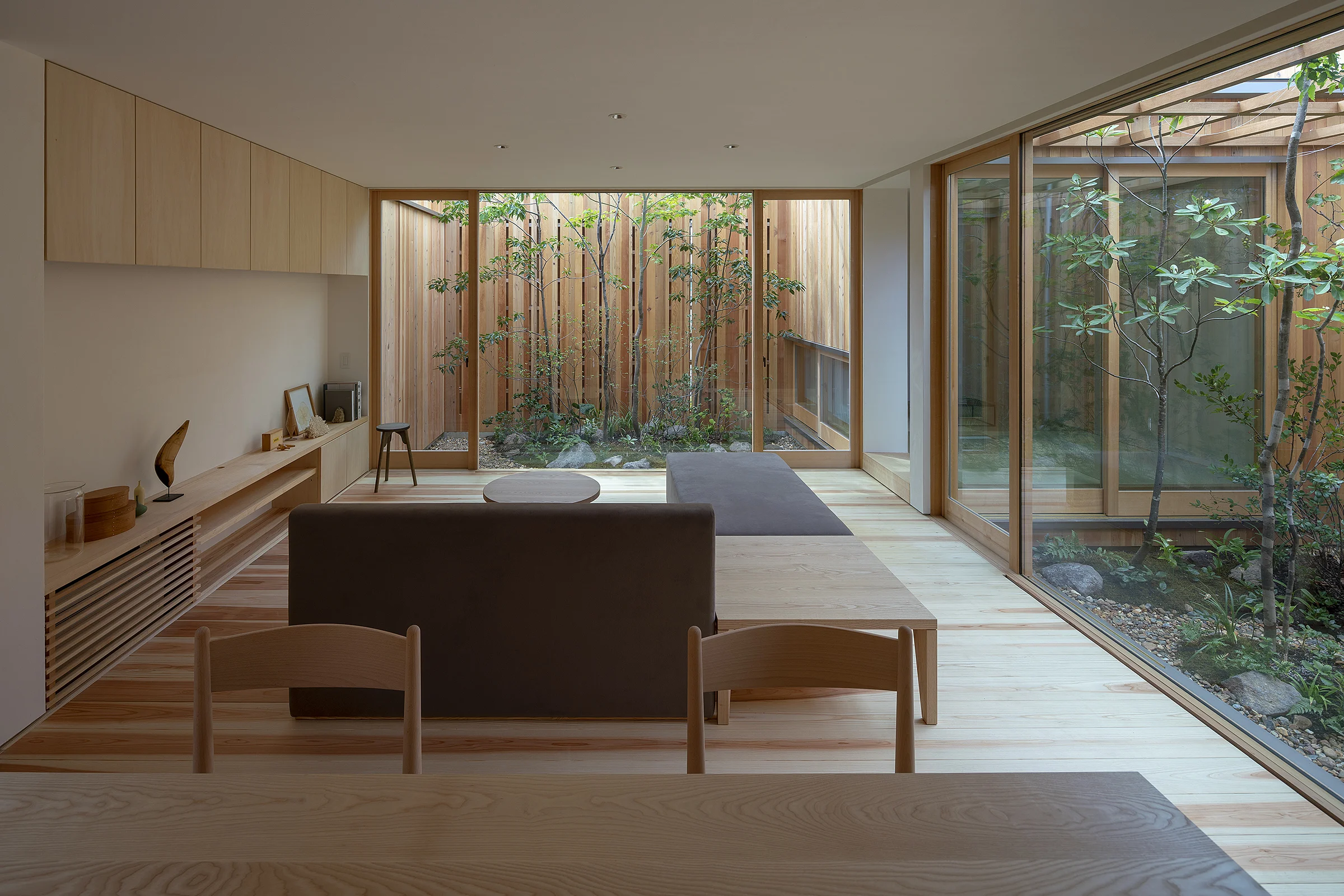 arbol-living-dining-natural-wood.jpg