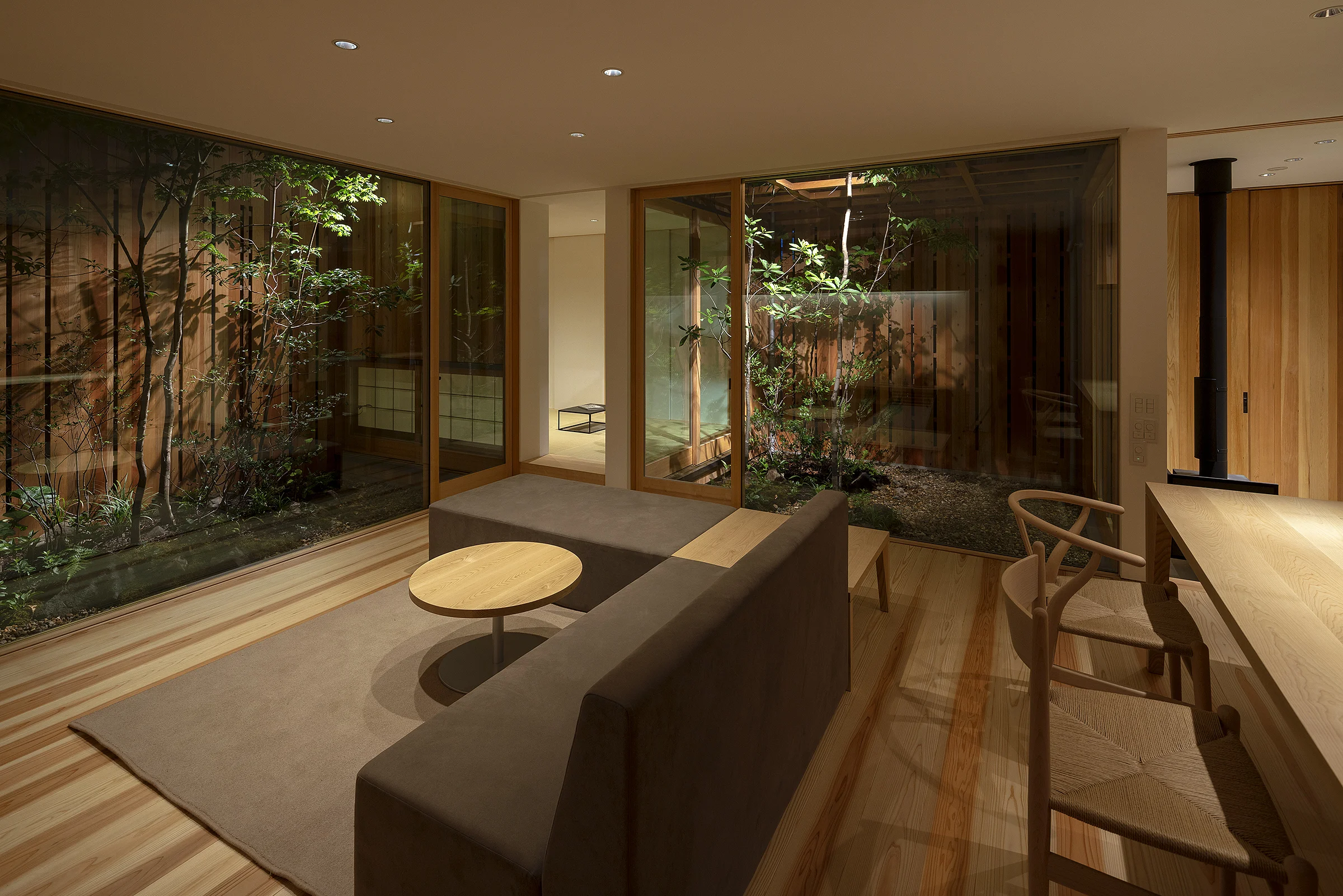 arbol-simple-living-dining-kitchen.jpg