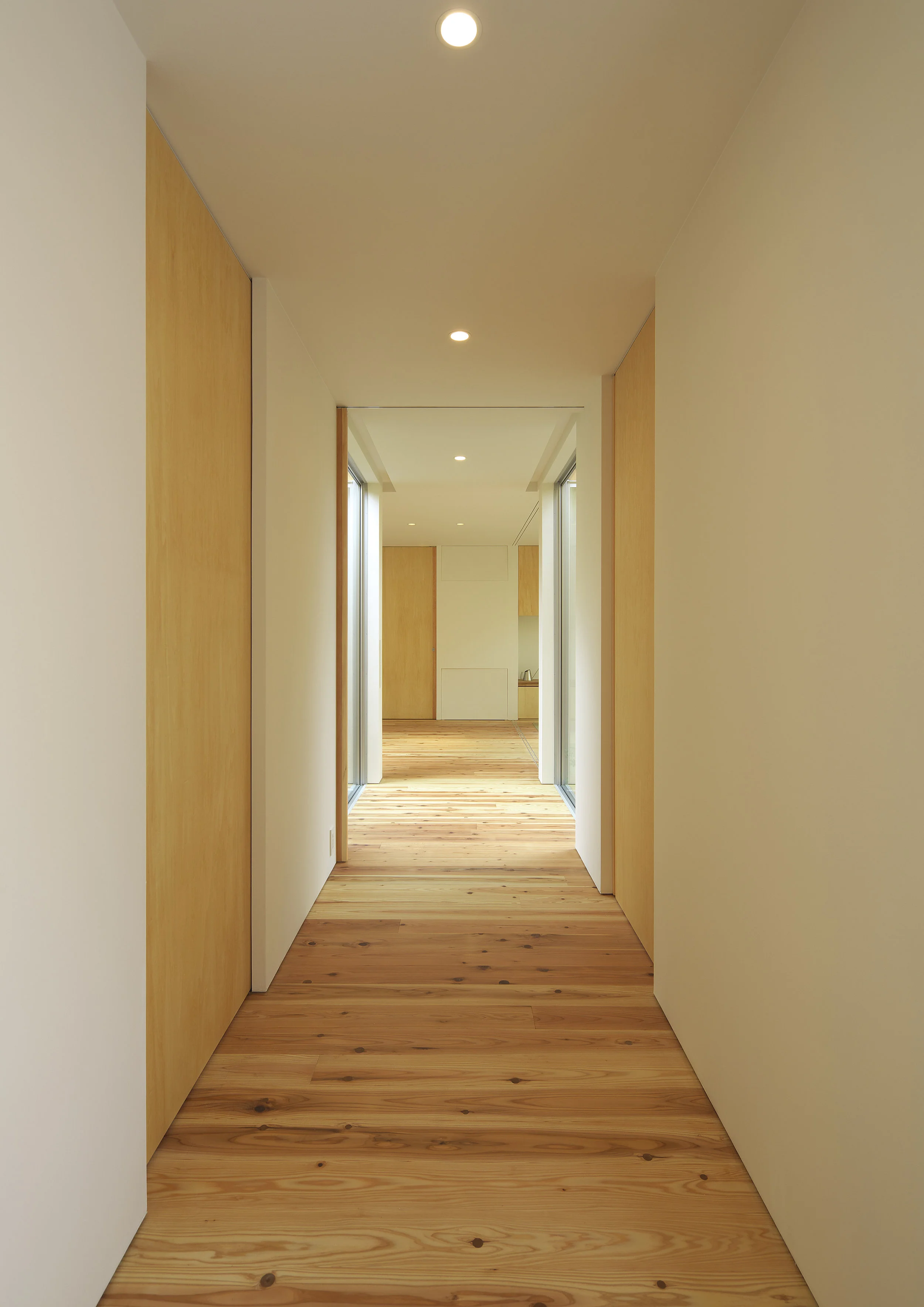 arbol-corridor-wood.jpg